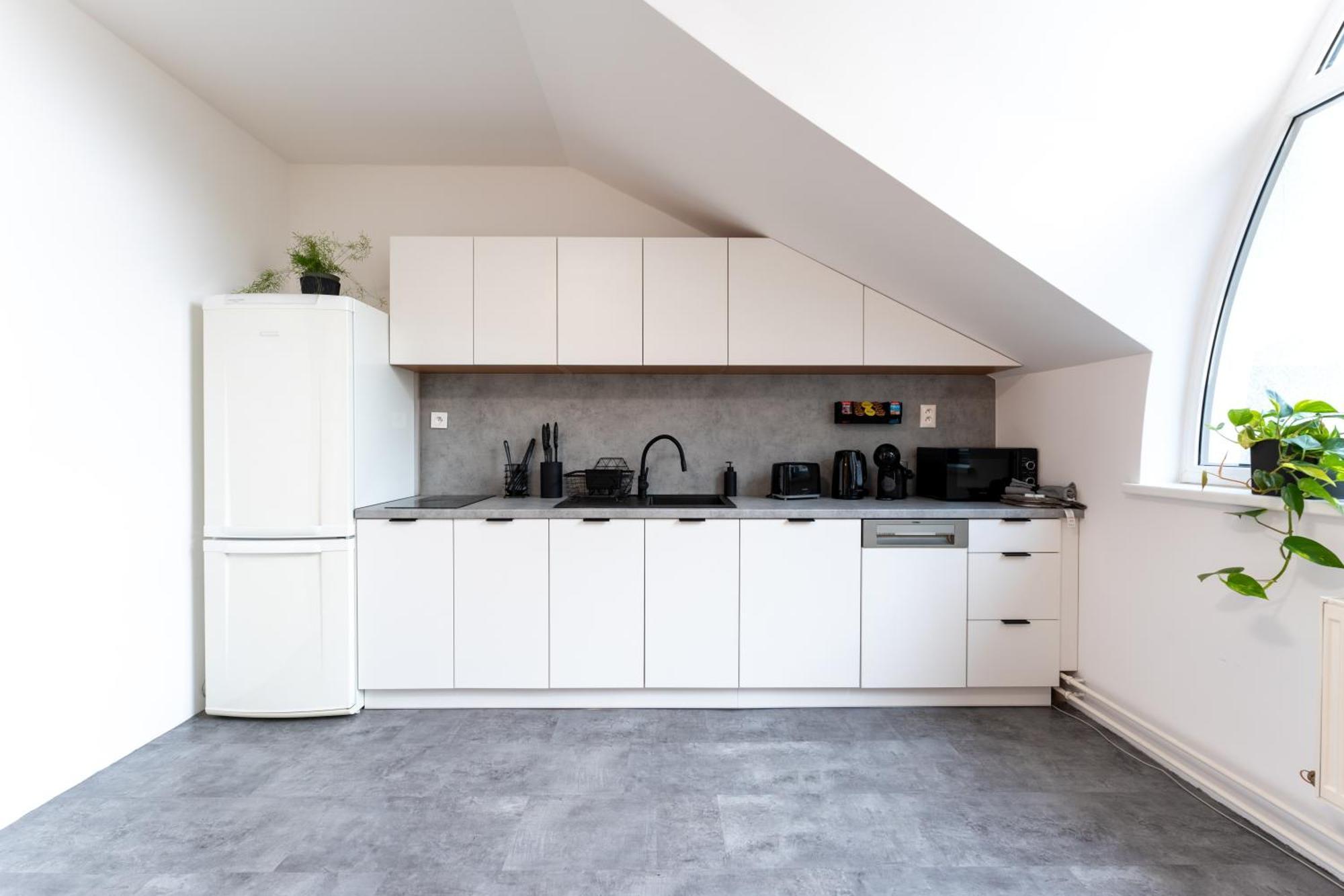 Urban Bloom Apartments By Booky Липтовски-Микулаш Экстерьер фото
